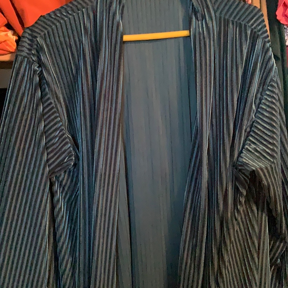 Women’s robe